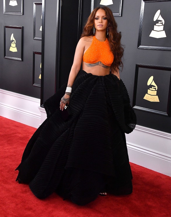 Rihanna na udílení Grammy v roce 2017