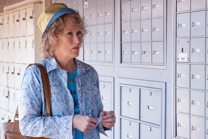The Laundromat (od 18. října): Dramatizace skandálu Panama Papers patří k počinům okolo kultovního Ocean's Eleven. Steven Soderbergh se vrací s černou komedií, ve které hraje Meryl Streep ženu, která podvodem přišla o velkou sumu peněz. Ve snaze najít pachatele odhaluje síť právníků vedených Jürgenem Mossackem (Gary Oldman) a Ramónem Fonsecou (Antonio Banderas), kteří zneužívají světový finanční systém. Scény z Číny, Mexika, USA a Karibiku ukazují skutečný rozsah jejich zločinů. Autor: Claudette Barius/Netflix