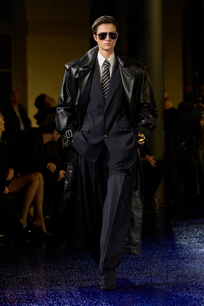 Kolekce jaro - léto 2025, SAINT LAURENT