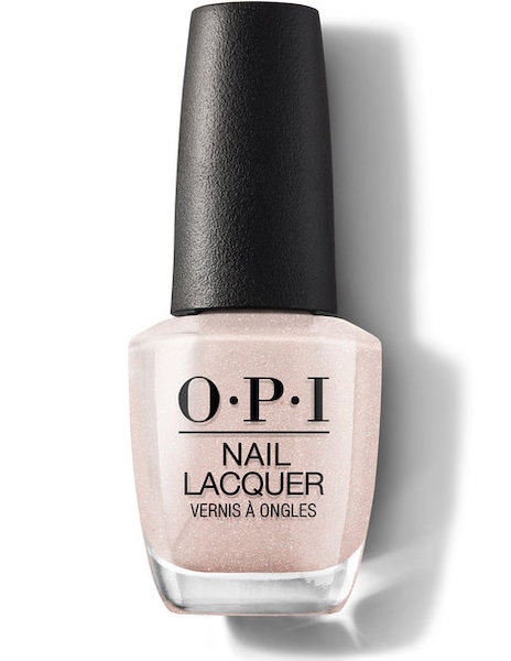Lak na nehty v odstínu Throw Me A Kiss, OPI, 290 Kč