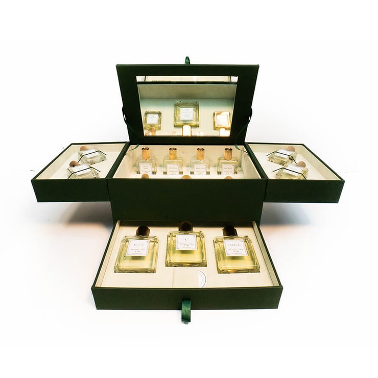 Kompletní sada parfémů od Azzy Glasser v art deco šperkovnici, THE PERFUMER'S STORY BY AZZI, prodává The Perfumer's Story, 110 577 Kč