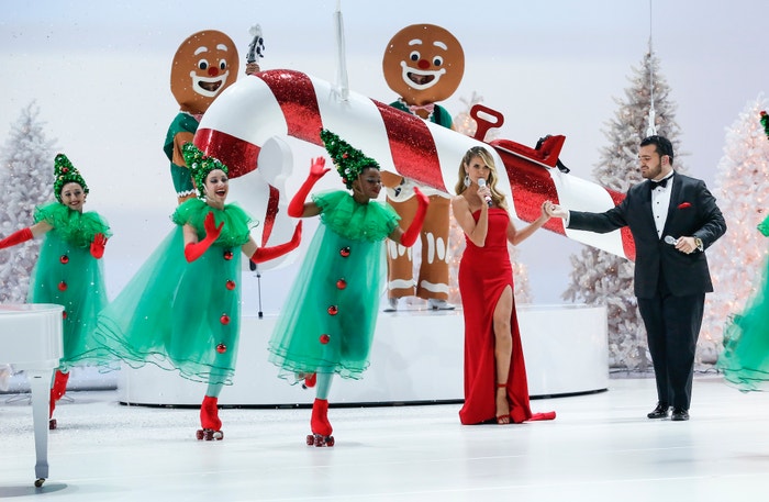 Heidi Klum ve vánočním speciálu America's Got Talent