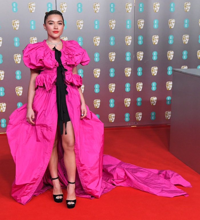 Florence Pugh v šatech Dries Van Noten x Christian Lacroix           Autor: Shutterstock