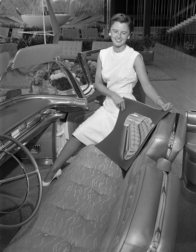 Suzanne Vanderbilt (1933 - 1988) První dáma automobilového designu a členka Damsels of Design team