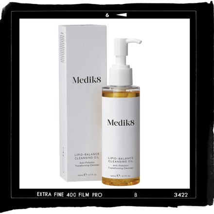 Čisticí olej Lipid Balance Cleansing Oil, MEDIK8, prodává Medaprex.cz, 785 Kč