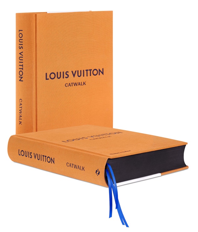 Louis Vuitton Catwalk: The Complete Fashion Collections, Jo Ellison a Louise Rytter (Thames & Hudson), 59 €