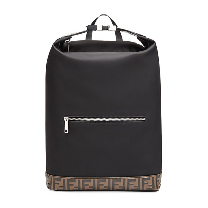 Nylonový batoh, Fendi, fendi.com, 33 500 Kč Autor: Archiv značky