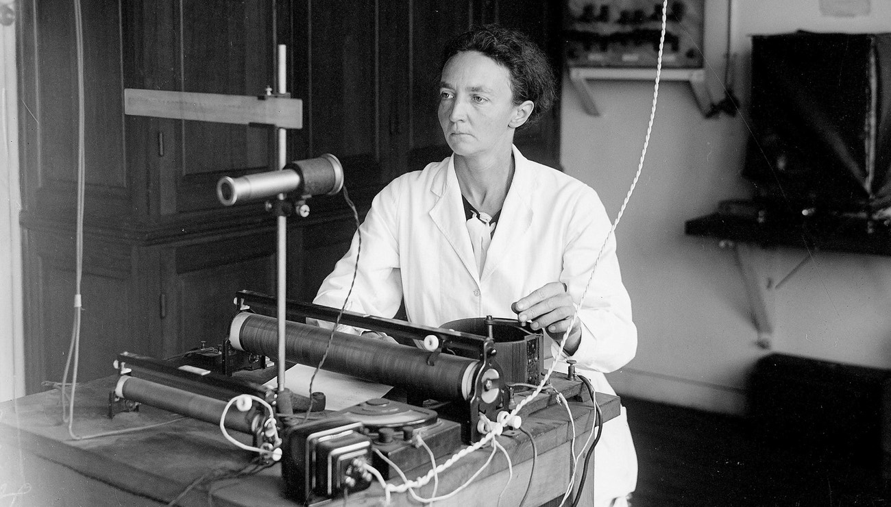 Irène Joliot-Curie. Zářivá dcera zářící matky Irène Joliot-Curie. Zářivá dcera zářící matky