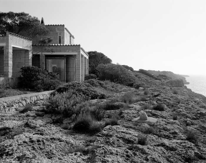 Can Lis, Jørn Utzon, Porto Petro, Mallorca, Španělsko. Nakladatelství Rizzoli vydává 27. října knihu „Uncovering Utzon“.