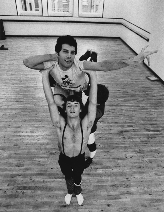 Freddie Mercury na hodině baletu v Covent Garden, říjen 1979