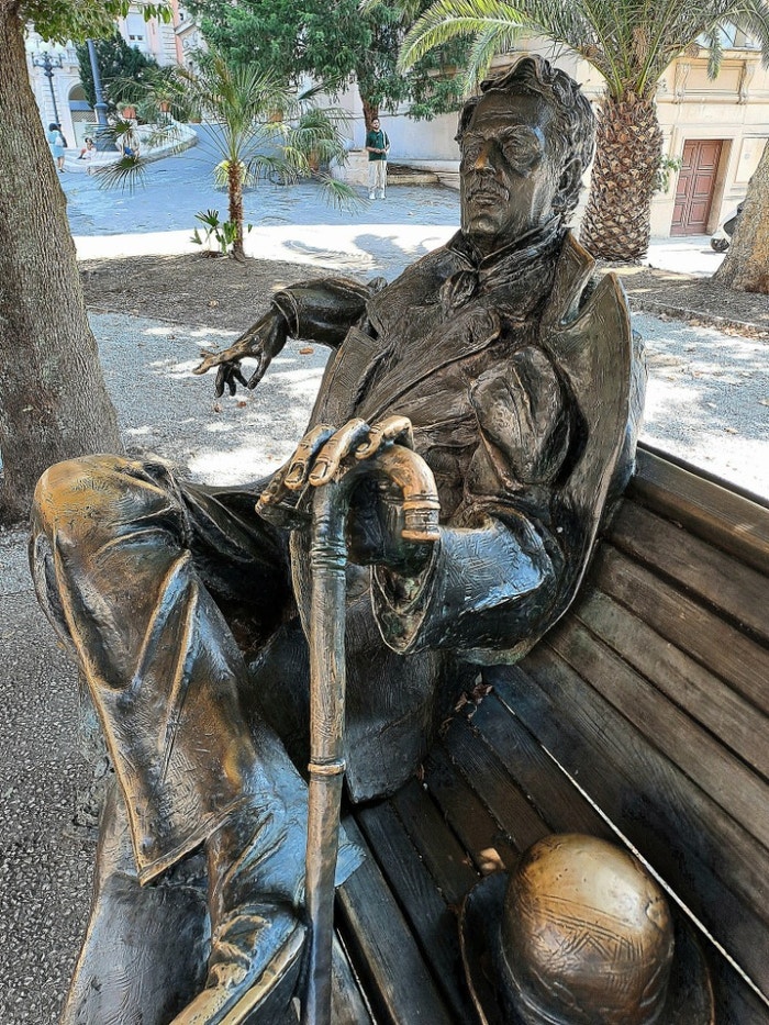 Socha Giacoma Pucciniho v Montecatini Terme