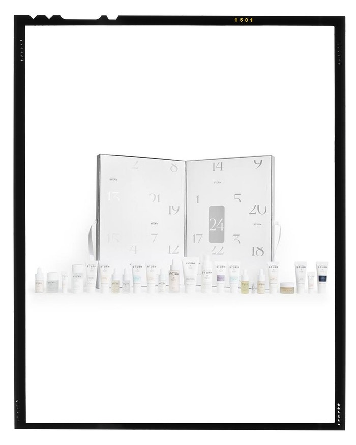 Adventní kalendář, DR. BARBARA STURM, prodává Net-a-porter, 453.75 €