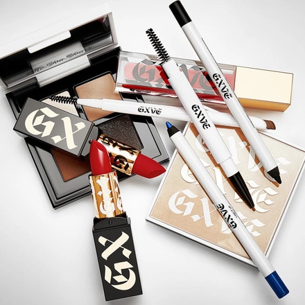 Make-up produkty značky GXVE by Gwen Stefani