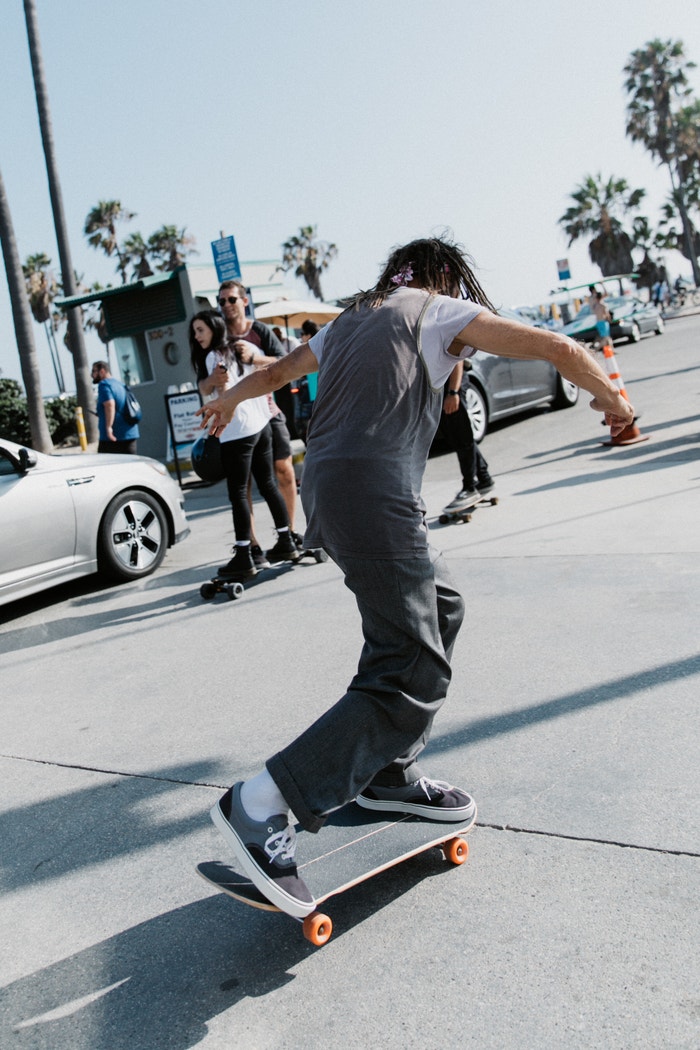 Tony Alva v teniskách Era od Vans