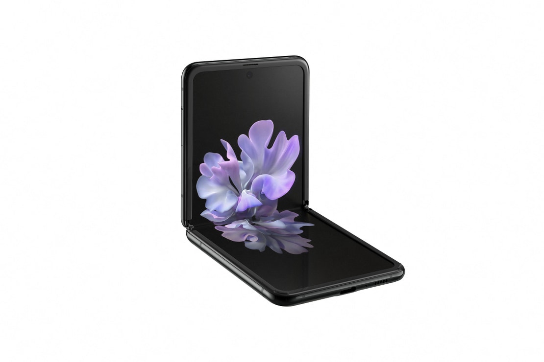 Samsung Galaxy Z Flip, Samsung, prodává Samsung, cena od 2 099,50 Kč/měsíc nebo 41 990 Kč