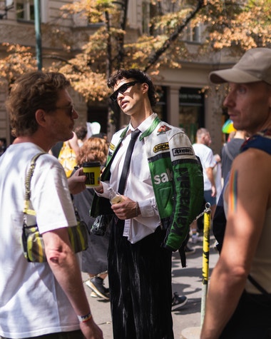Street style na Prague Pride 2025: kreativita a sebevyjádření za jakéhokoli počasí
