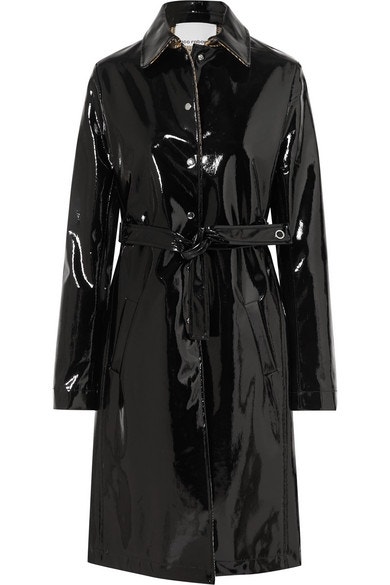Vinylový černý kabát, Paco Rabanne, prodává Net-a-Porter, 1 090 € Autor: Archiv značky