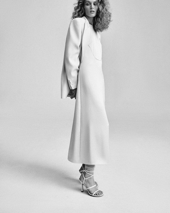 Kolekce Eternity, THE COAT