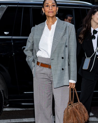 Kabelka Prada Galleria je zpět. Miláček nultých let se vrací na výsluní Kabelka Prada Galleria je zpět. Miláček nultých let se vrací na výsluní