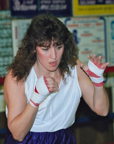 Christy Martin: Šampionka v boxu, která bojovala o svůj život Christy Martin: Šampionka v boxu, která bojovala o svůj život