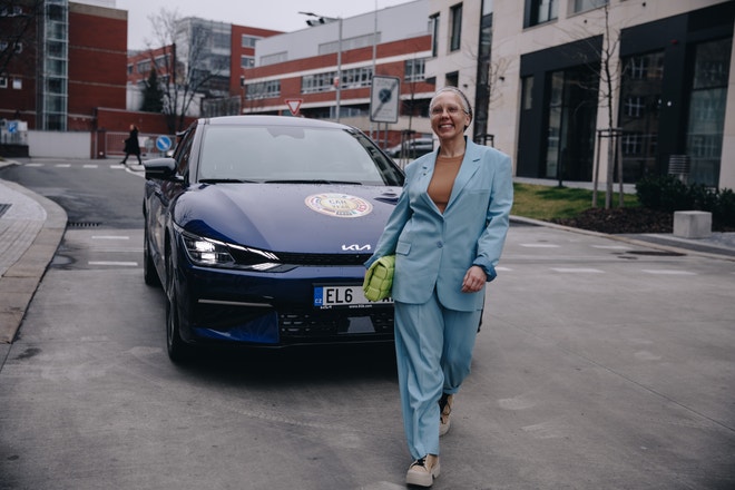 O dopravu ostatních vystupujících na konferenci Vogue Live se postarala plně elektrická Kia EV6, která získala ocenění Evropské auto roku, 31. března 2022