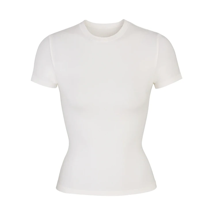 Bílé tričko, SKIMS, prodává Skims, 1500 Kč