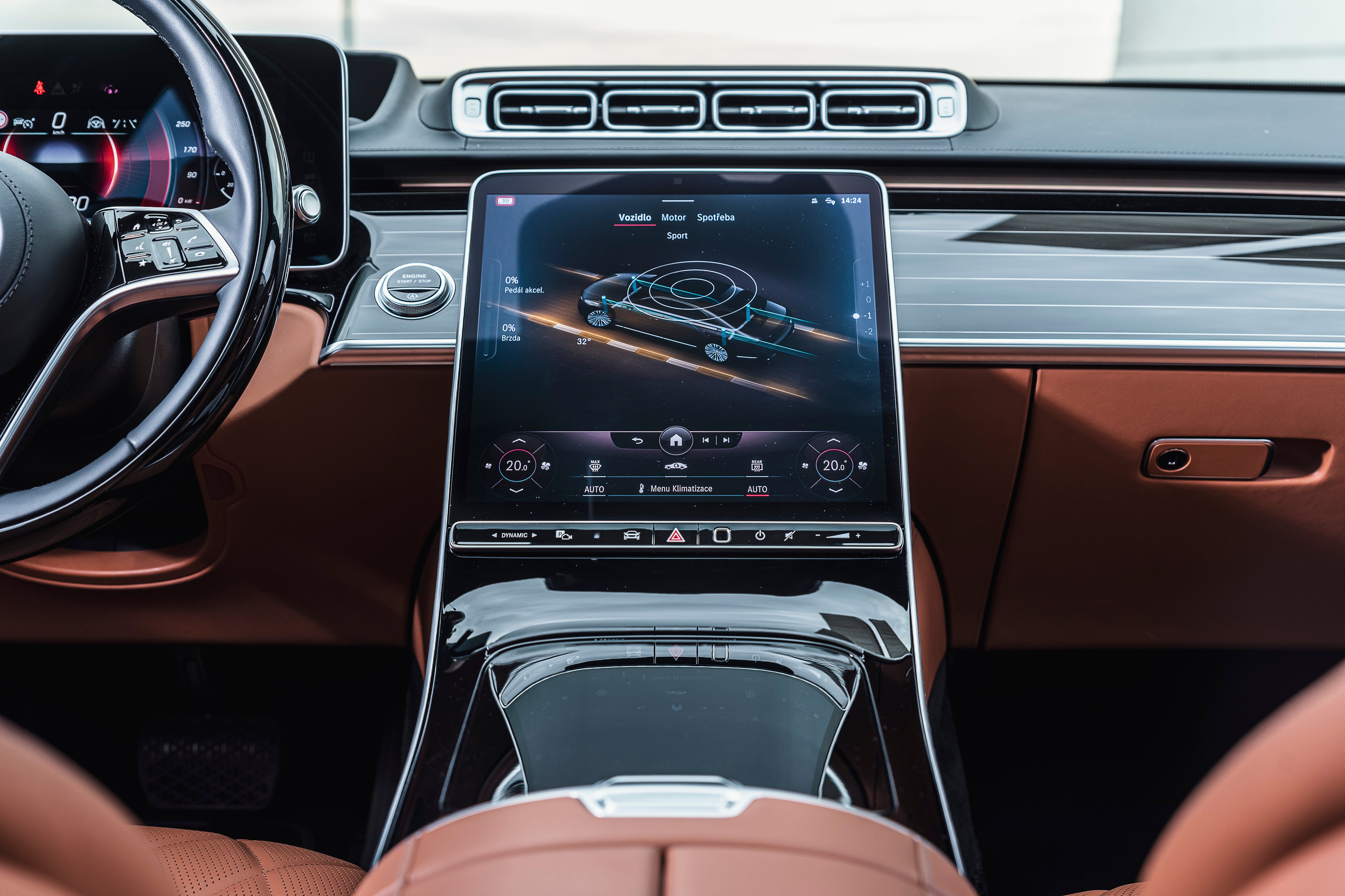 Autor: Mercedes-Benz Autor: Mercedes-Benz