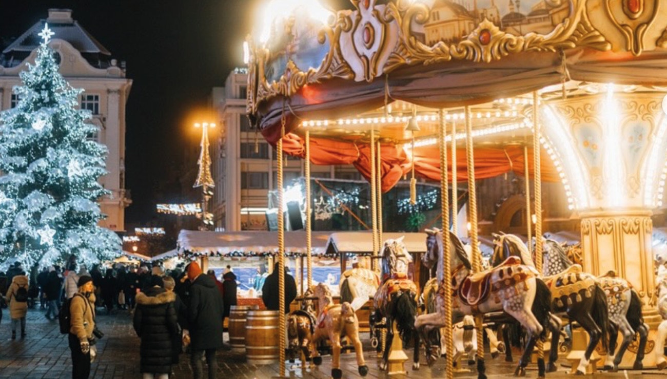 Kde si užít tu pravou vánoční atmosféru? Vydejte se na české a moravské adventní trhy Kde si užít tu pravou vánoční atmosféru? Vydejte se na české a moravské adventní trhy