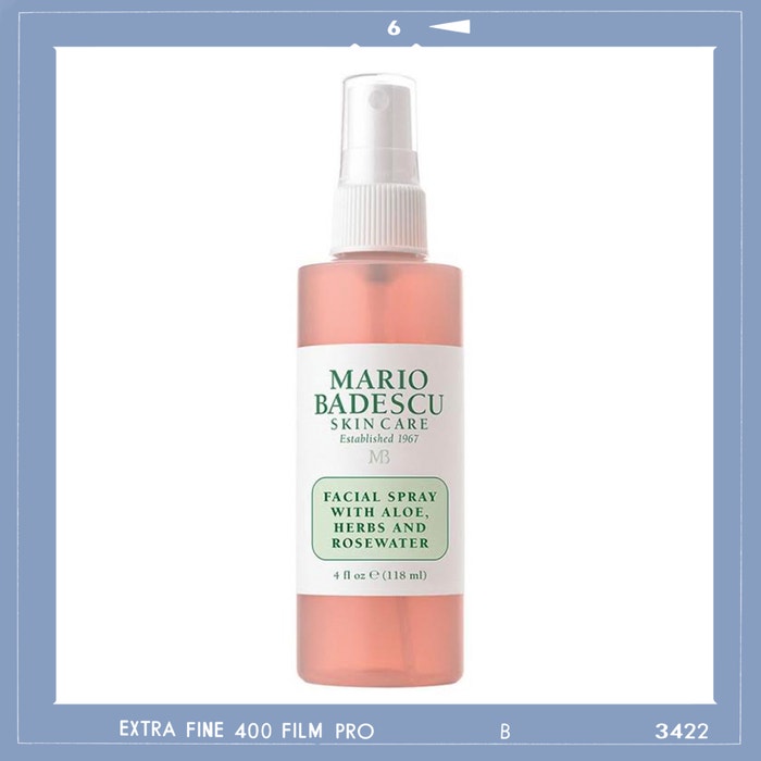 Pleťový sprej Facial Spray with Aloe, Herbs and Rosewater, MARIO BADESCU, prodává Douglas, 249 Kč