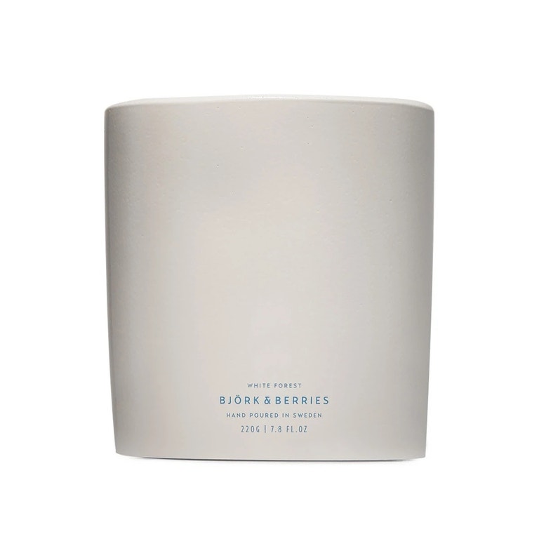 Svíčka White Forest, BJÖRK & BERRIES, prodává Niche Beauty, 1400 Kč