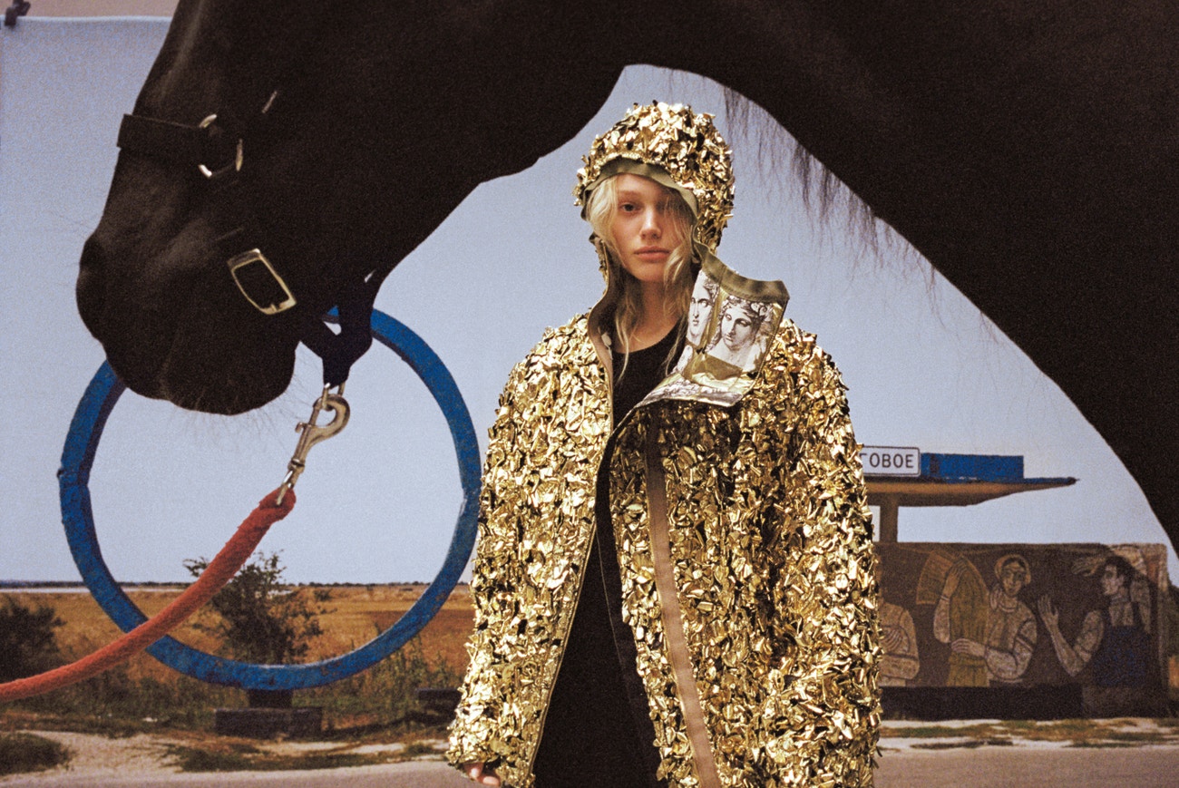 Autor: Arseny Jabiev for Vogue CS