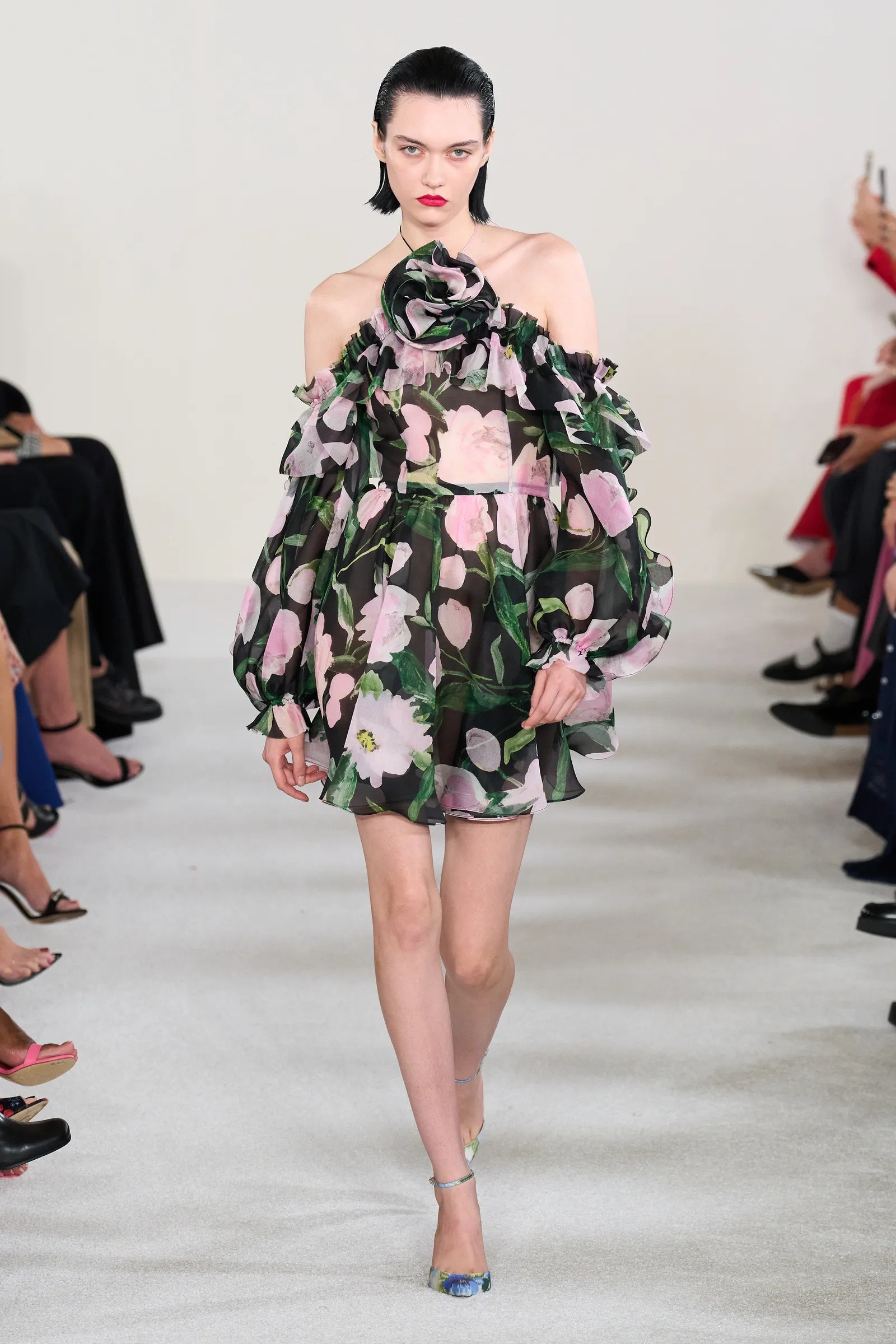 Carolina Herrera Spring 2023 ready-to-wear