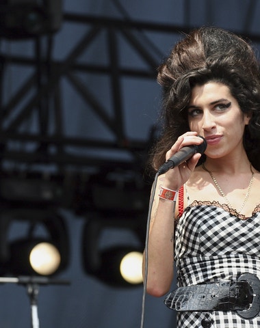 
Velkolepý vzestup a pád Amy Winehouse zachytí životopisný snímek Back to Black 