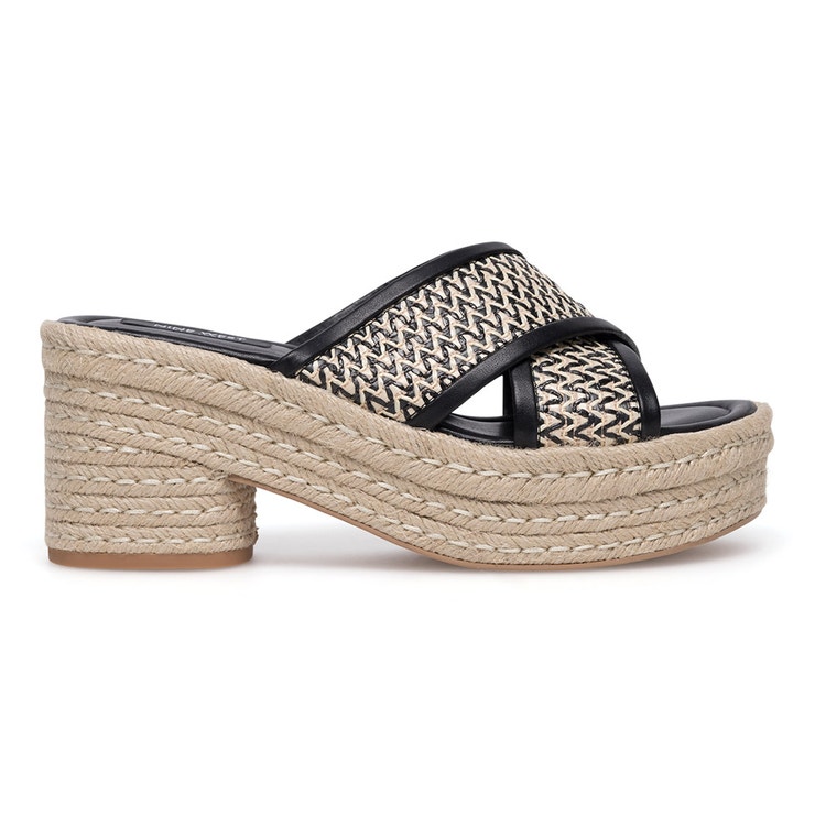 Pantofle NINE WEST, prodává CCC, 1299 Kč