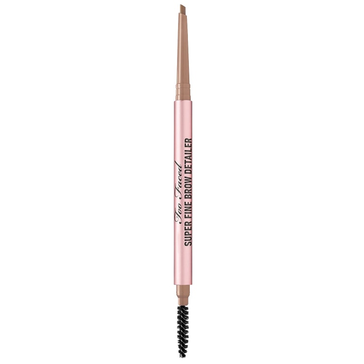 Tužka na obočí Super Fine Brow Pencil, TOO FACED, prodává Sephora, 780 Kč