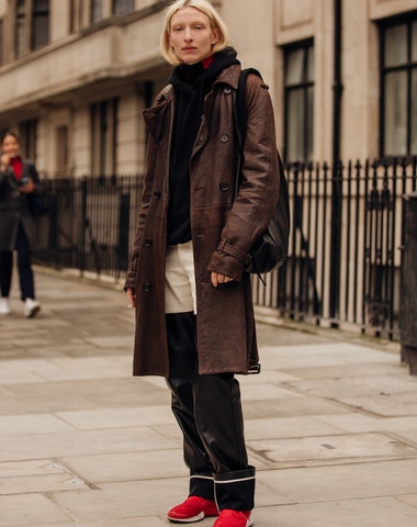 Progresivní street style z londýnského fashion weeku