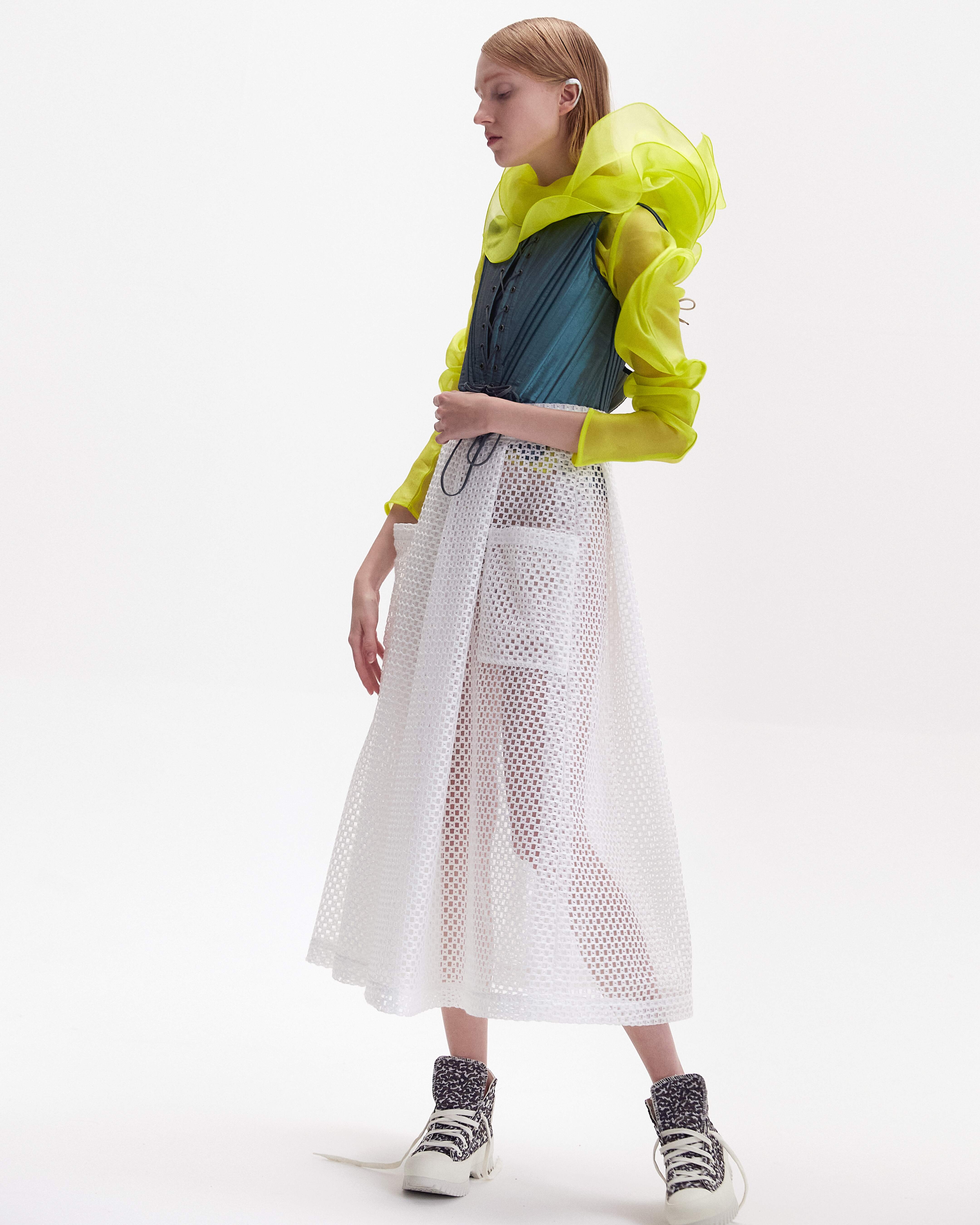 Autor: Alexander Bel Autor: Alexander Bel