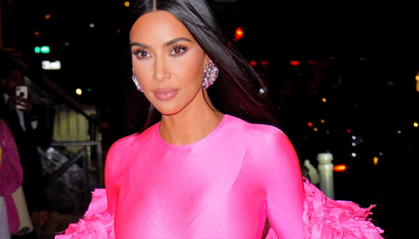 Vánoční look podle Kim Kardashian a jejího dvorního vizážisty