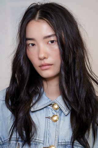 Jak hubnutí ovlivňuje zdraví vaší pokožky a vlasů