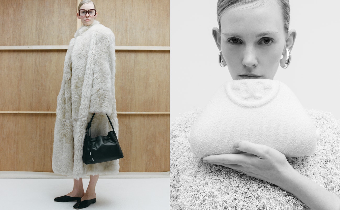 Vlevo: Kabát JIL SANDER, brýle EMMANUELLE KHANH, kabelka RABEANCO, boty NEOU; vpravo: top, kabelka a šperky vše TORY BURCH