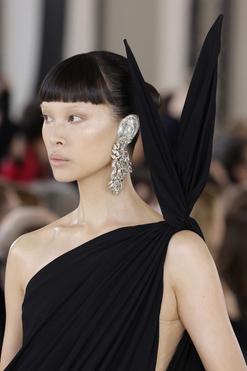 Haute couture kolekce jaro - léto 2024, SCHIAPARELLI