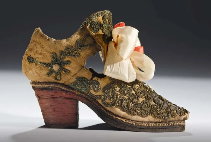 Chlapecká bota dvořana ze 17. století