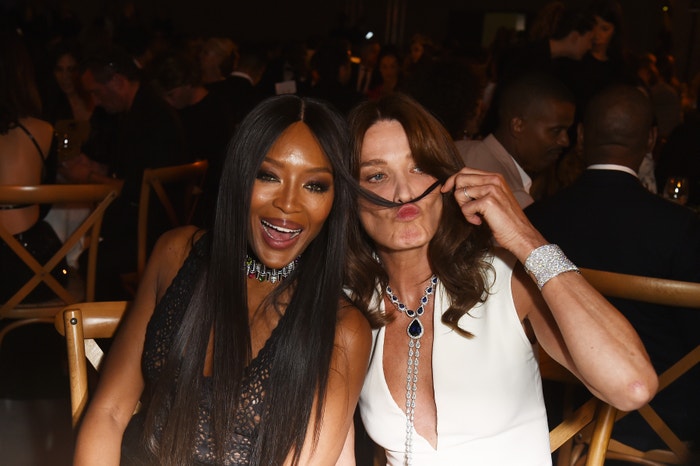 Naomi Campbell a Carla Bruni