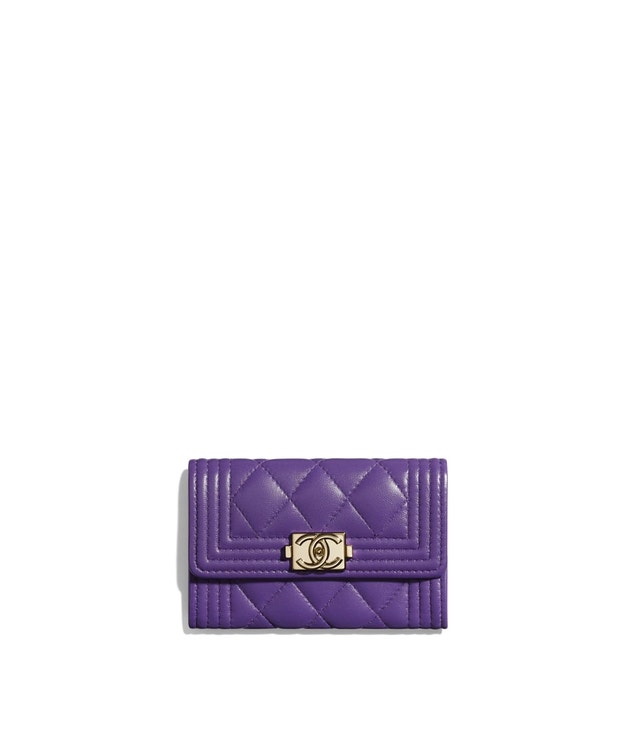 Pouzdro na vizitky a karty Boy, Chanel, prodává Chanel, 12 500 Kč