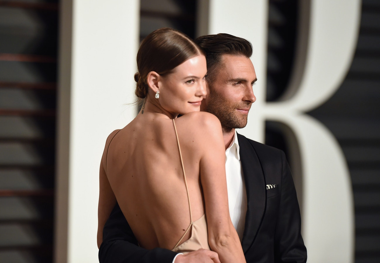 Behati Prinsloo a Adam Levine
