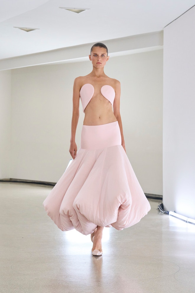 Kolekce jaro - léto 2025, ALAÏA