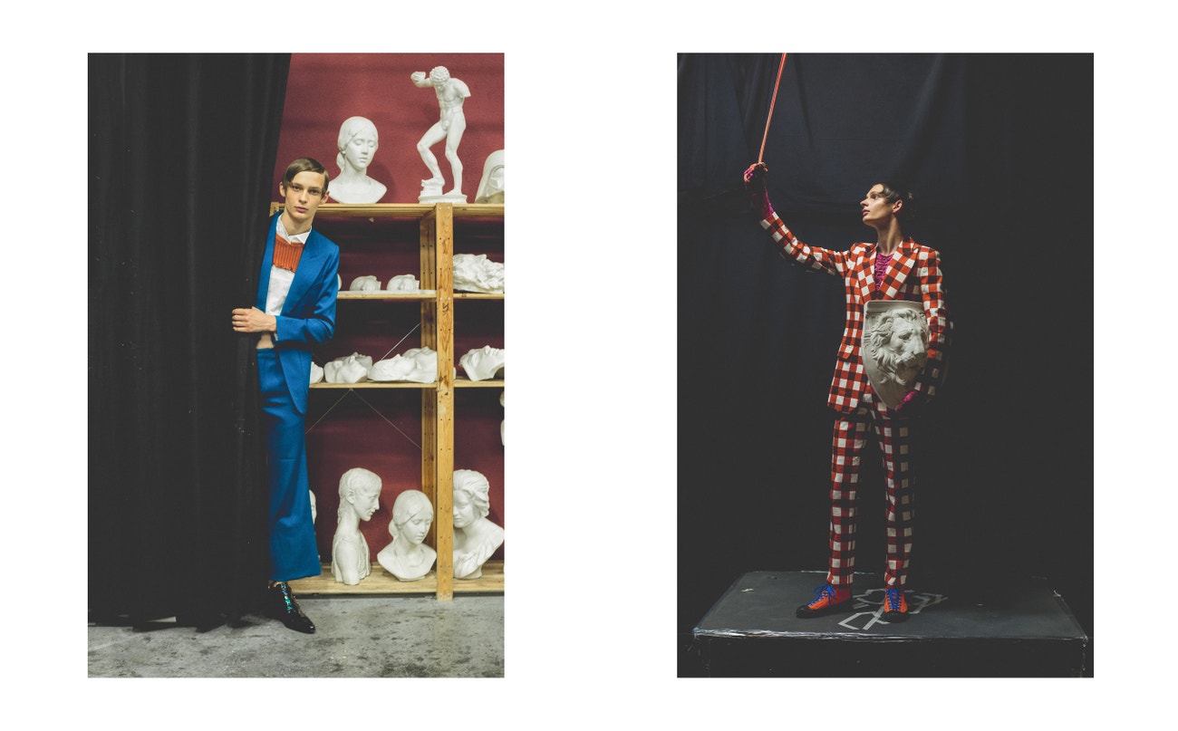 Vlevo: sako, kalhoty, obojí Givenchy; košile, Carlota Barrera; svetr, Peet Dullaert; boty, Givenchy.  Vpravo: sako, kalhoty, obojí Carlota Barrera; top, Alvaro Mars; boty, Kenzo.