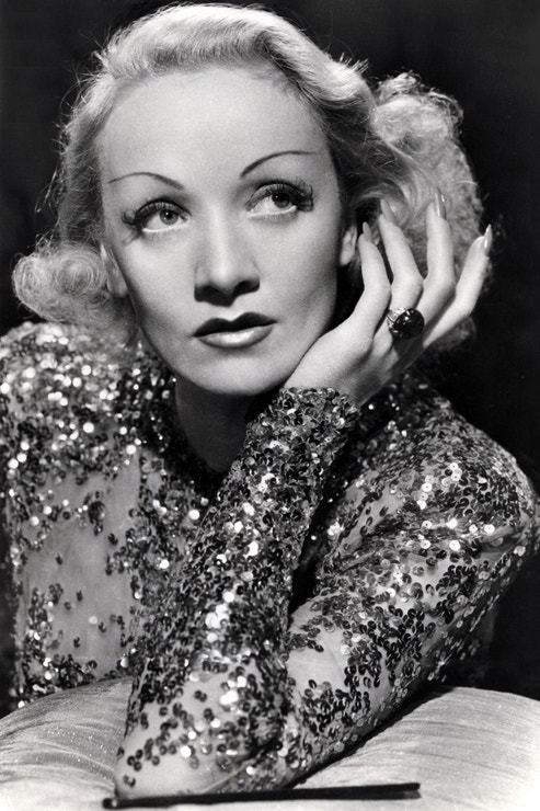 Marlene Dietrich ve filmu Zahraniční aféra (A Foreign Affair), 1948