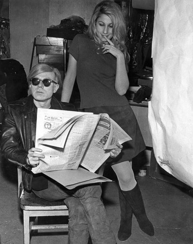 10 žen Andyho Warhola