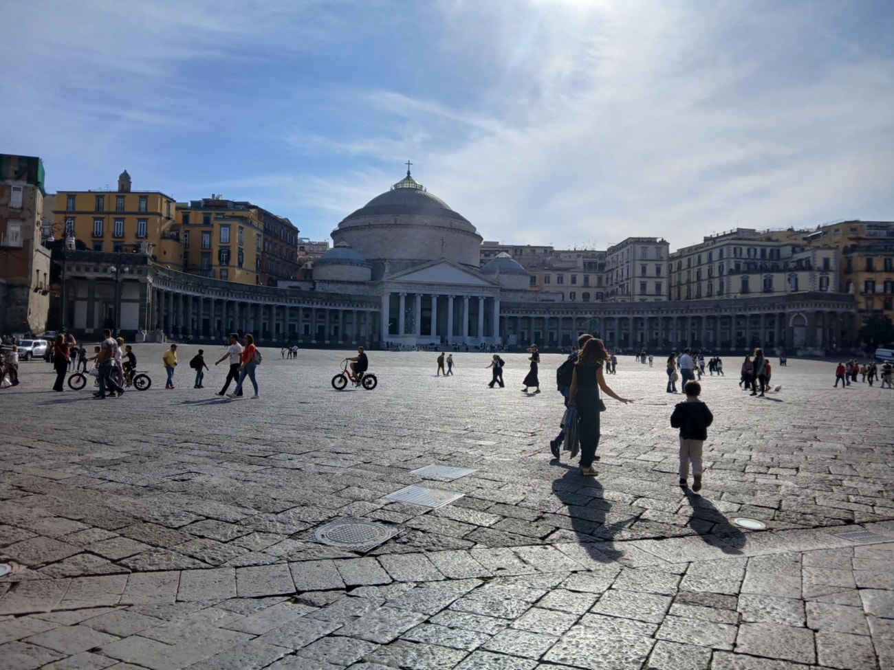 Neapol, Piazza del Plebiscito